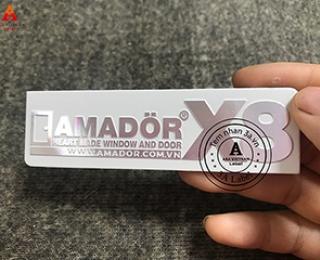 Làm mác nhôm xước giá rẻ, uy tín, chuyên nghiệp
